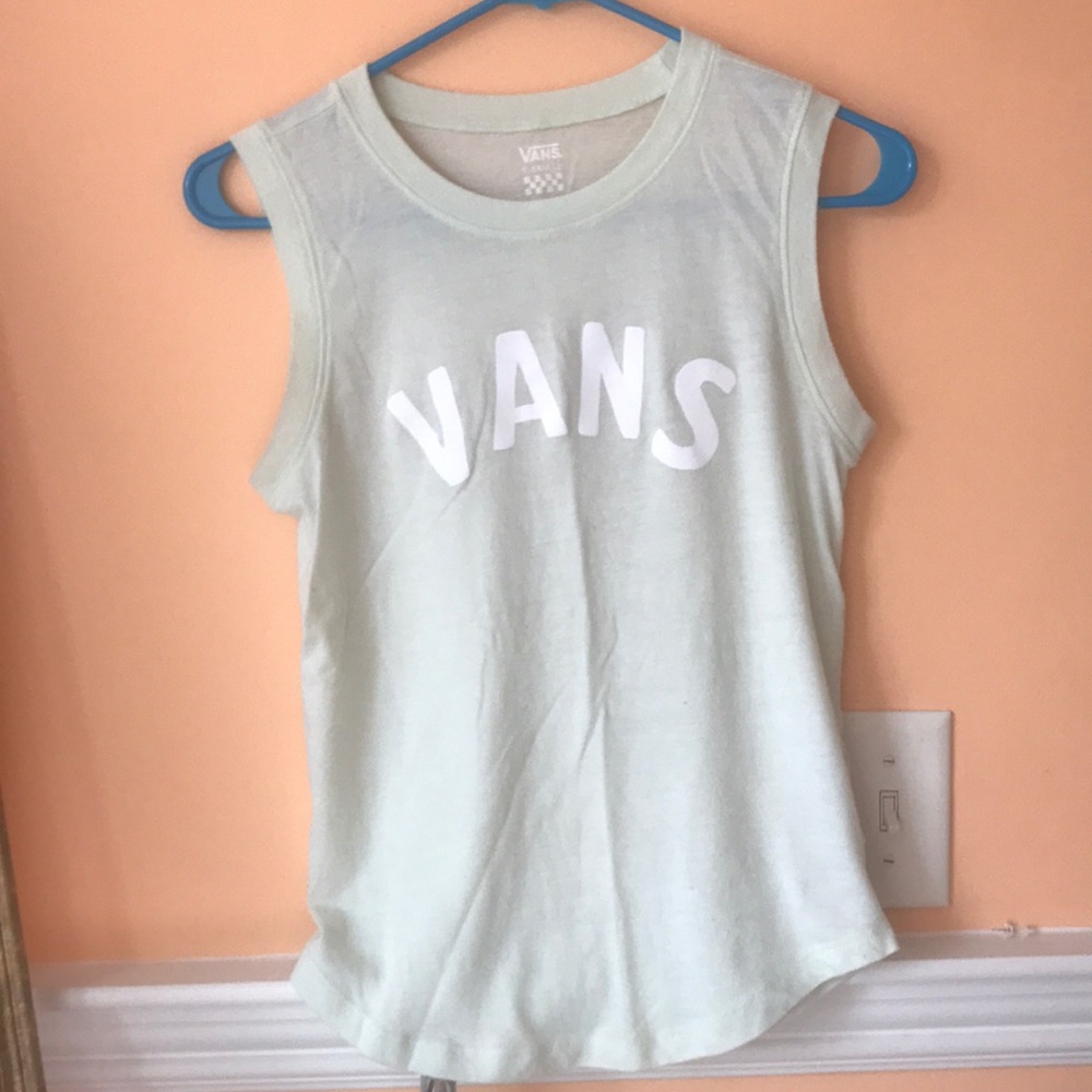 vans tank